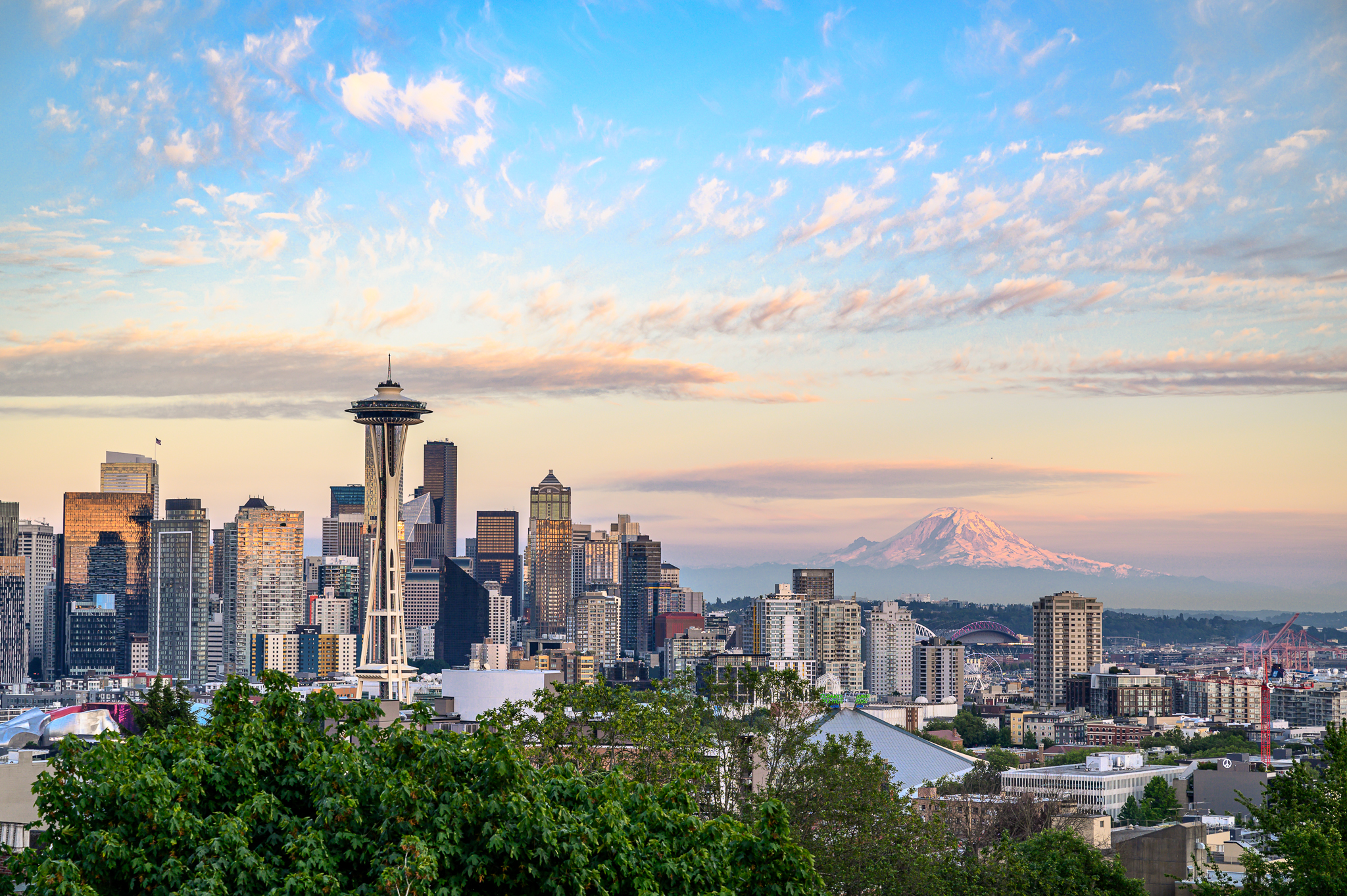Gorgeous Seattle skyline and Mount Rainier views from Kerry Park